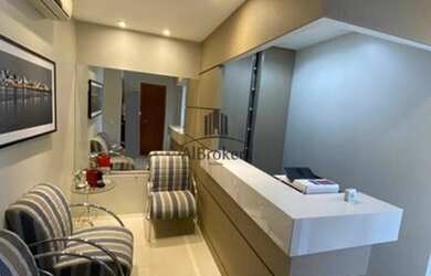 Imagem: O depósito possui 1 Vaga na garagem, 33m² de Área e está