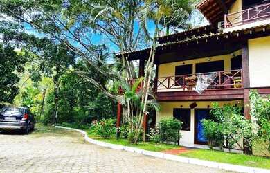 Imagem: A casa possui 2 Dormitórios, 2 Banheiros e 100m² de Área