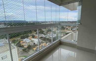 Imagem: A casa possui 3 Dormitórios, 4 Banheiros, 2 Vagas na garagem