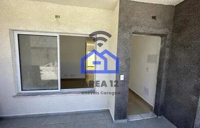 Imagem: A casa possui 2 Dormitórios, 2 Banheiros, 1 Vaga na garagem