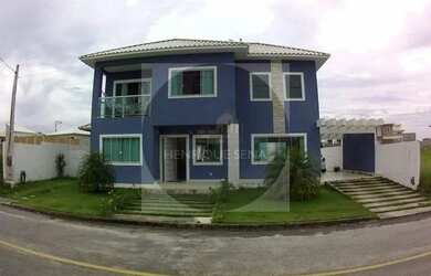 Imagem: A casa possui 3 Dormitórios, 3 Banheiros, 3 Vagas na garagem