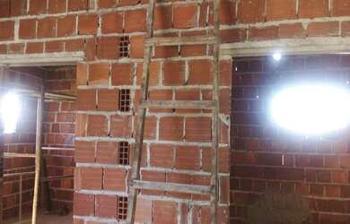 Imagem 4: Vendo casa. 1 Vaga na garageme2 Dormitórios