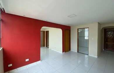 Imagem: O apartamento possui 2 Dormitórios, 1 Banheiro, 2 Vagas na