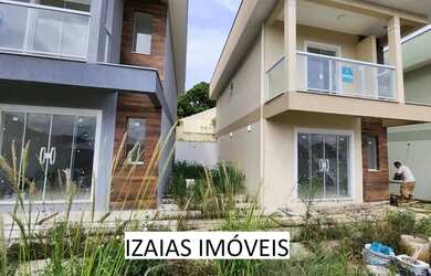 Imagem: A casa possui 2 Dormitórios, 3 Banheiros, 1 Vaga na garagem