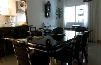 Imagem: O apartamento possui 2 Dormitórios, 3 Banheiros, 1 Vaga na