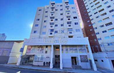 Imagem: O apartamento possui 1 Dormitório, 1 Banheiro, 1 Vaga na garagem