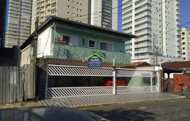 Imagem: A casa possui 2 Dormitórios, 2 Banheiros, 1 Vaga na garagem