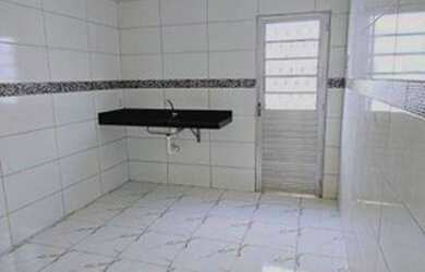 Imagem: A casa em condomínio possui 3 Dormitórios, 2 Banheiros, 3