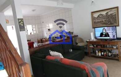 Imagem: A casa em condomínio possui 2 Dormitórios, 2 Banheiros, 2