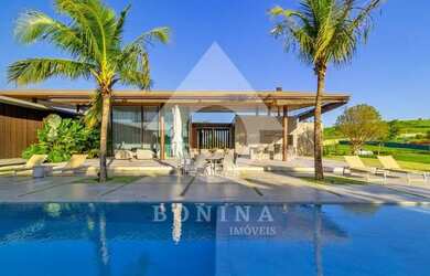 Imagem: A casa em condomínio possui 5 Dormitórios, 5 Banheiros, 5