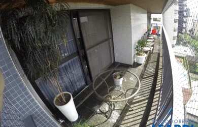 Imagem: O apartamento possui 4 Dormitórios, 5 Banheiros, 3 Vagas na