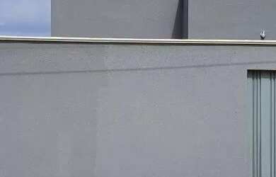 Imagem: A casa possui 2 Dormitórios, 2 Banheiros, 1 Vaga na garagem