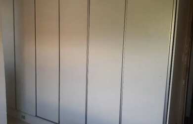 Imagem: A casa em condomínio possui 2 Dormitórios, 2 Banheiros, 1