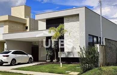 Imagem: A casa em condomínio possui 3 Dormitórios, 5 Banheiros, 4