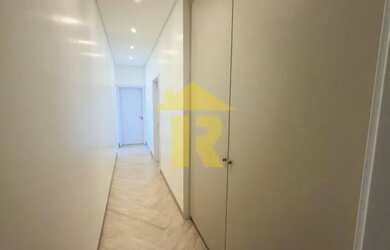 Imagem 7: Casa de alto padrão com 3 suítes e 4 vagas no Terra Vista Residence...