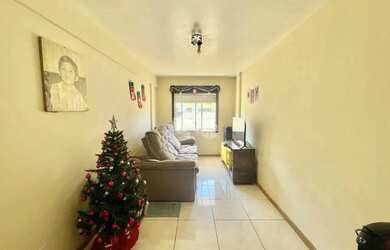 Imagem 2: Apartamento Térreo Elevado com Ótima Localização no Bairro Dores