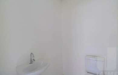 Imagem 6: Predio com conceito diferenciado, integrado à um prédio residencial...