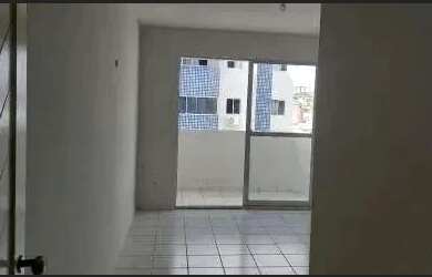 Imagem: O apartamento possui 3 Dormitórios, 1 Banheiro, 1 Vaga na garagem