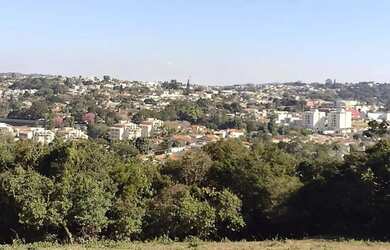 Imagem: O terreno possui 2.185m² de Área e está localizado em Nova