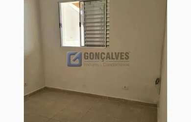 Imagem: A casa possui 1 Dormitório, 1 Banheiro, 50m² de Área e está