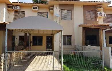 Imagem: A casa em condomínio possui 2 Dormitórios, 1 Vaga na garagem