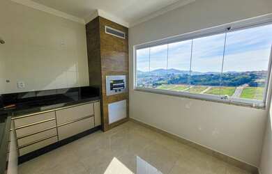 Imagem: O apartamento possui 3 Dormitórios, 2 Banheiros, 2 Vagas na