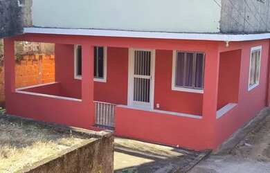 Imagem: A casa possui 2 Dormitórios, 1 Banheiro e está localizado