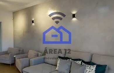 Imagem: A casa possui 3 Dormitórios, 2 Banheiros, 3 Vagas na garagem