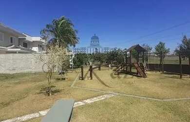 Imagem: O terreno possui 332m² de Área e está localizado em Urbanova