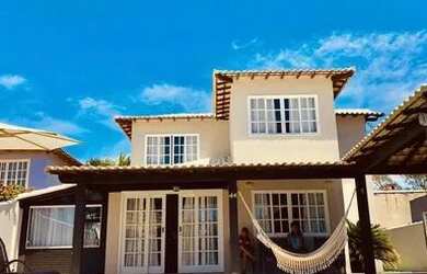 Imagem: A casa possui 3 Dormitórios e está localizado em Long Beach