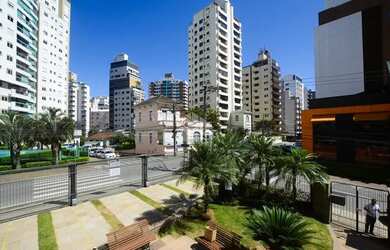 Imagem 4: Apartamento semimobiliado com vista panorâmica, 3 d sendo 1 suíte, 1...