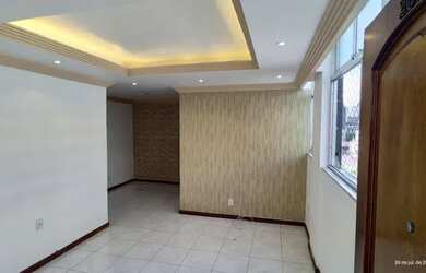 Imagem: O apartamento possui 3 Dormitórios, 2 Banheiros, 70m² de Área