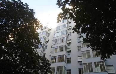 Imagem: O apartamento possui 1 Dormitório, 1 Banheiro, 30m² de Área