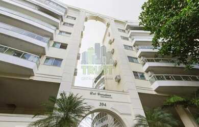 Imagem: O apartamento possui 3 Dormitórios, 2 Banheiros, 2 Vagas na