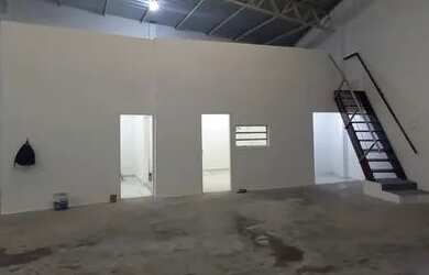 Imagem 4: Galpão/Depósito/Armazém para aluguel possui 1050 metros quadrados