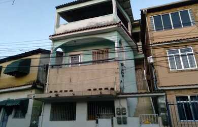 Imagem: A casa possui 2 Dormitórios e 2 Banheiros e está localizado