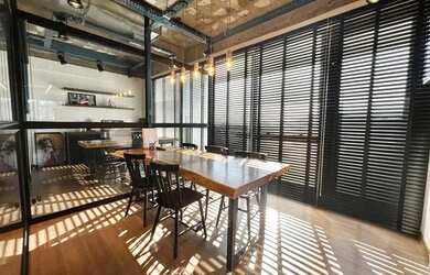 Imagem: O depósito possui 105m² de Área e está localizado em Velha