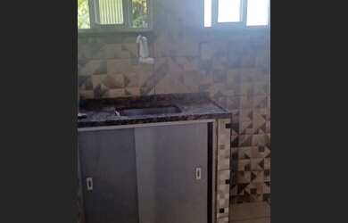 Imagem: A casa possui 2 Dormitórios, 1 Banheiro, 60m² de Área e