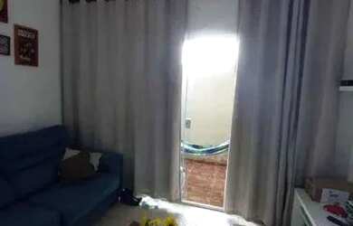 Imagem: A casa possui 2 Dormitórios, 1 Banheiro, 1 Vaga na garagem