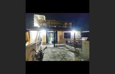 Imagem: A casa possui 3 Dormitórios, 3 Banheiros, 120m² de Área