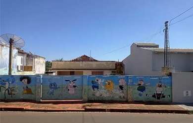 Imagem: A casa possui 2 Dormitórios, 2 Banheiros e 160m² de Área