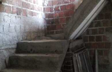 Imagem 2: Vendo casa. 1 Vaga na garageme2 Dormitórios