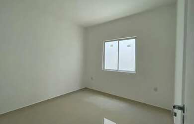 Imagem: A casa possui 4 Dormitórios, 4 Banheiros, 2 Vagas na garagem