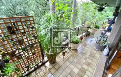 Imagem 5: Edifício adjacente á Rua Rainha Guilhermina 272 metros Varanda 4 quartos...