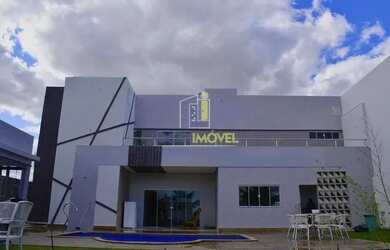 Imagem 11: Casa com dois pavimentos , alto padrão , 3 suítes, 3 salas, piscina, área gourmet no Alto