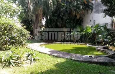 Imagem: O terreno possui 2100m² de Área e está localizado em Campo