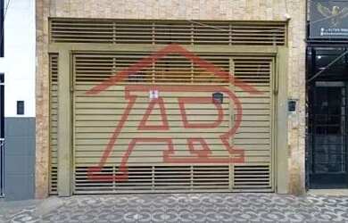 Imagem: A casa possui 2 Dormitórios, 1 Banheiro, 1 Vaga na garagem