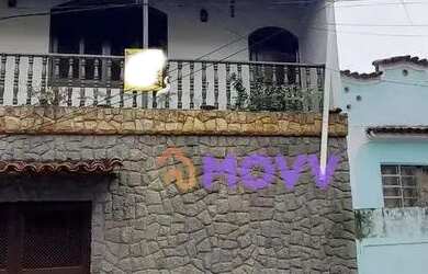 Imagem: A casa possui 3 Dormitórios, 5 Banheiros, 3 Vagas na garagem