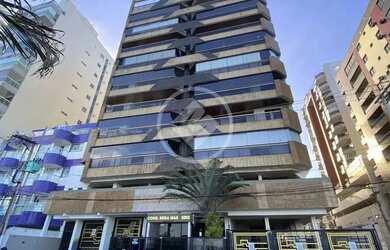 Imagem: O apartamento possui 4 Dormitórios, 3 Banheiros, 2 Vagas na