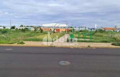 Imagem 4: Terreno disponível para venda 250 m² no bairro Novo Mundo em Uberlândia-MG